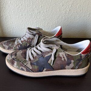 Golden Goose BallStar, Camo with Red Heel Tab. Size 40